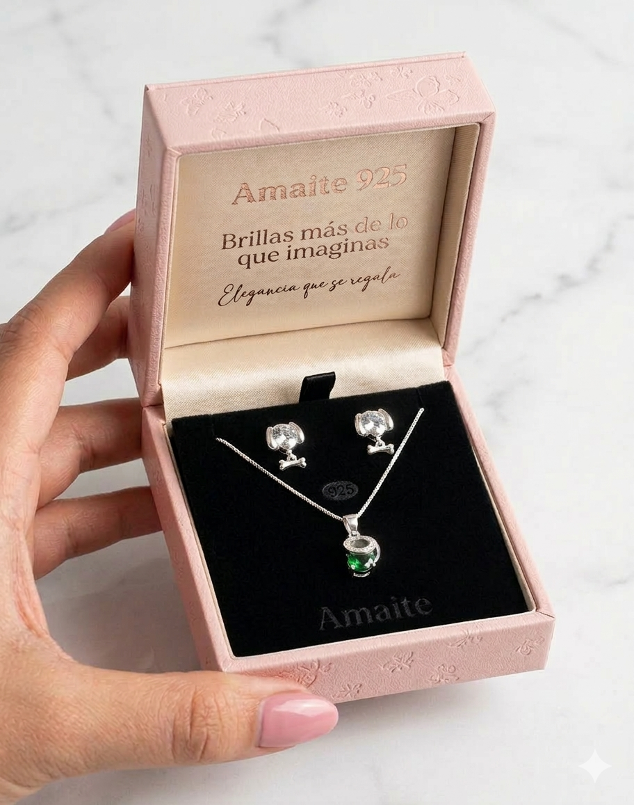 Set Plata 925 Perrito con Piedra Verde